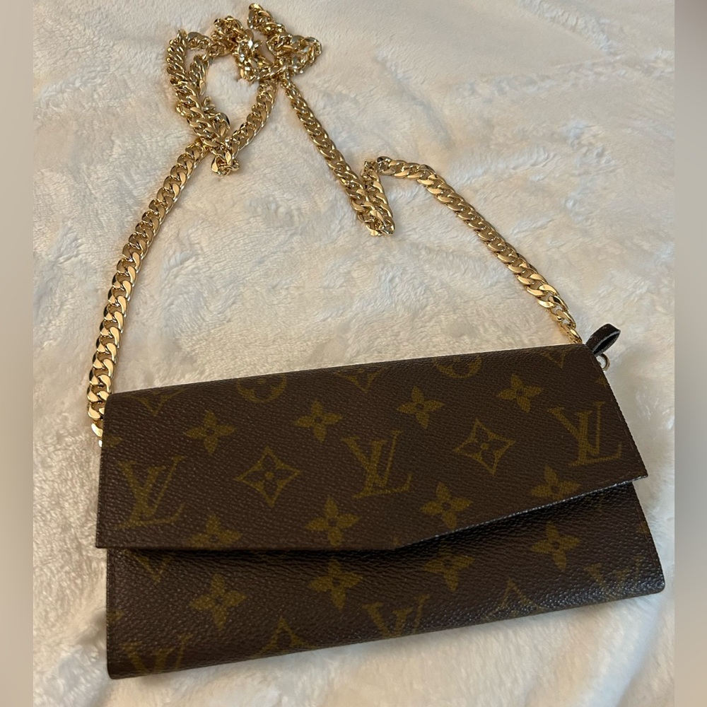Louis Vuitton Monogram Sarah Wallet - with D-ring attached - Picture 13 of 13